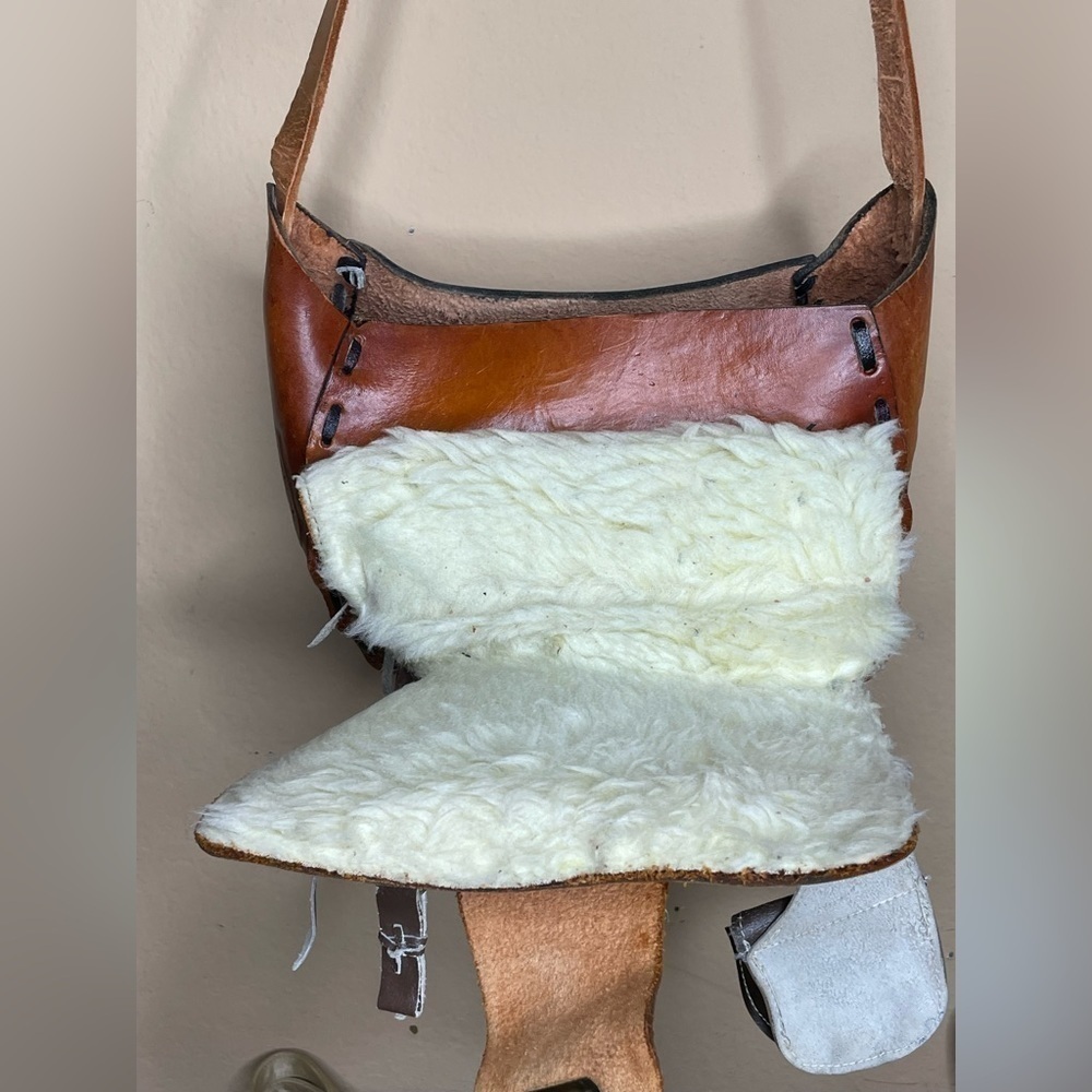 Brown Leather Stamped Novelty Western Cowgirl Cowboy Saddle Purse‌‌‌‌‌‌‌‌‌‌‌‌‌ - Picture 3 of 13